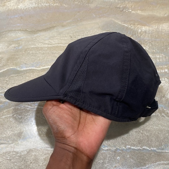 Under Armour Women's Black Twisted Renegade Cap One Size (Preowned) - Picture 6 of 9